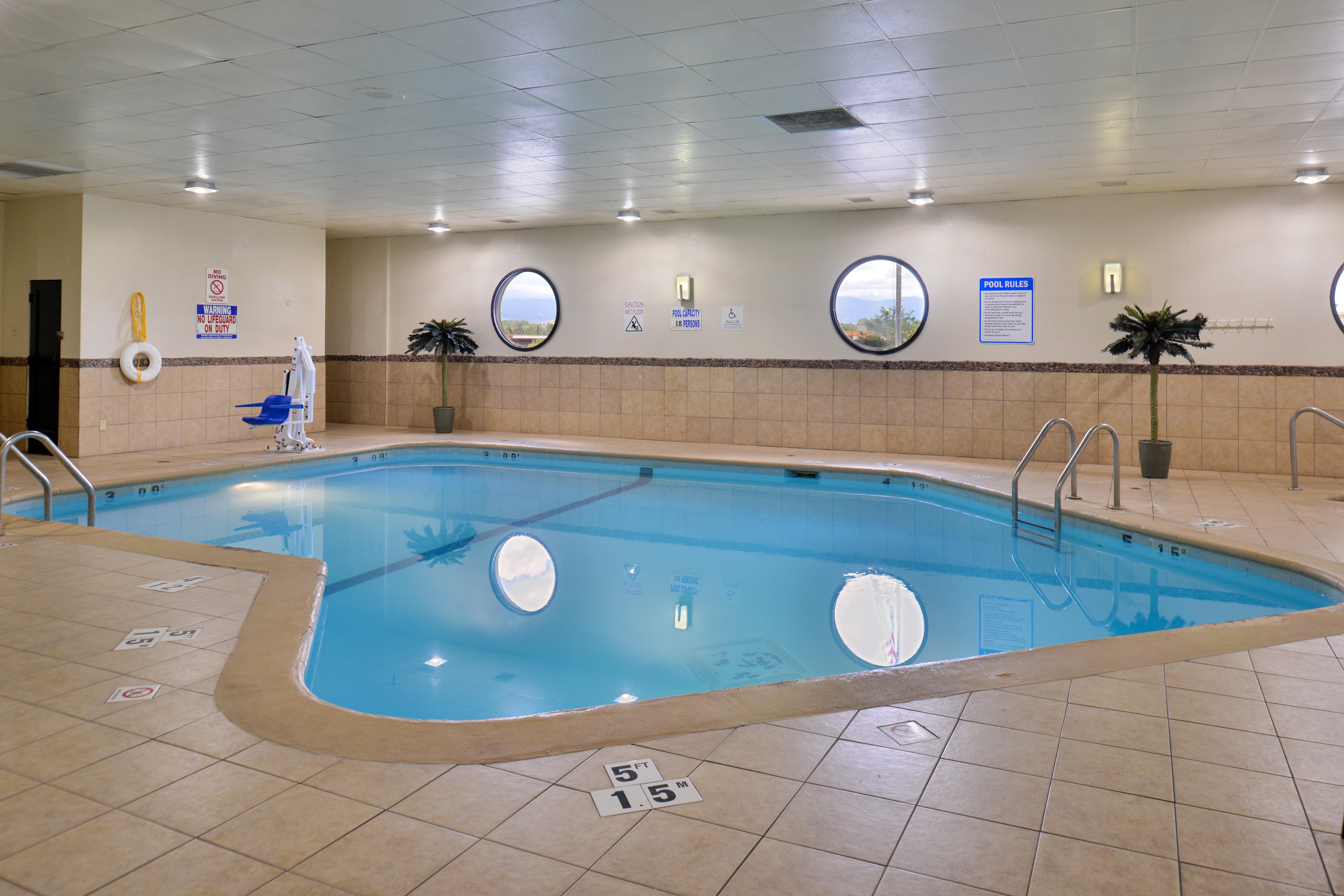 Ramada Plaza By Wyndham & Convention Center Hotel 3*